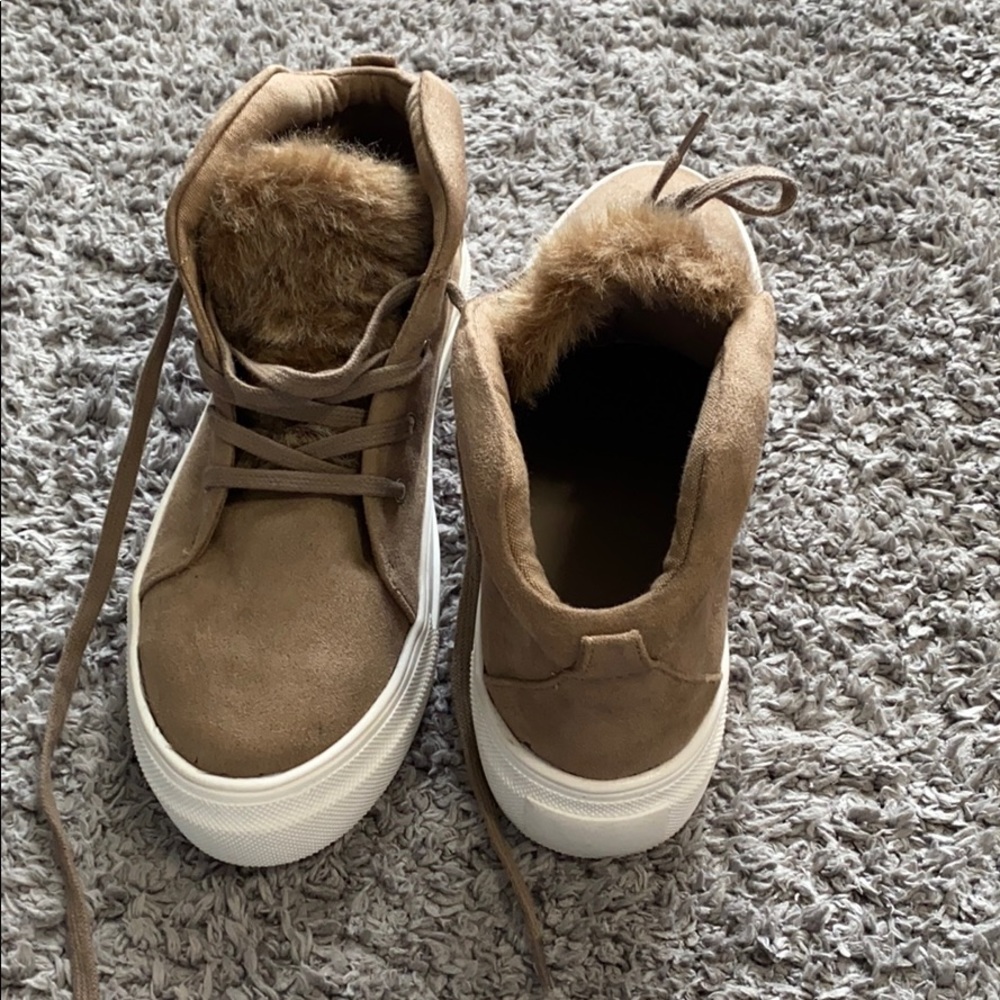 Brown boot